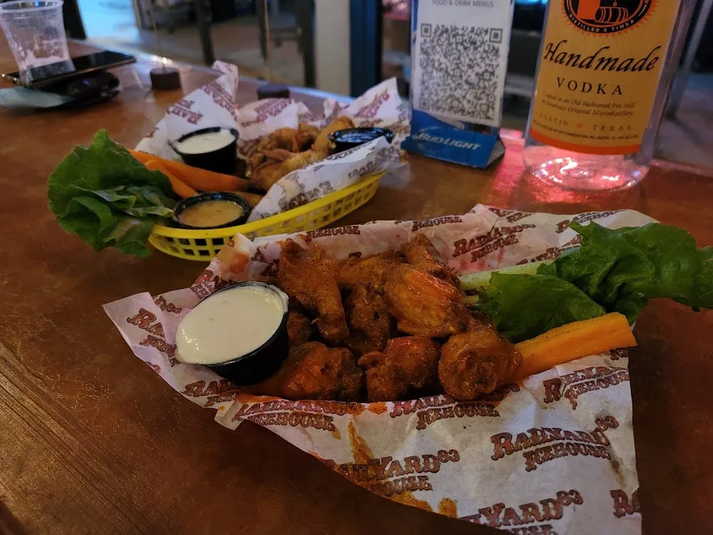 Lemon Pepper Hot Chicken Wings